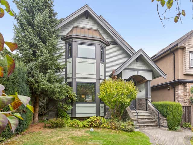 917 W 20TH AVENUE